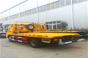 漯河附近拖车救援搭电