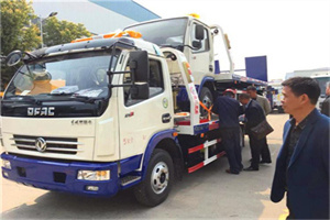 漯河汽车道路救援拖车价格